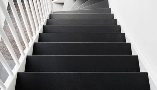 Ihre Treppe mit PVC renovieren?