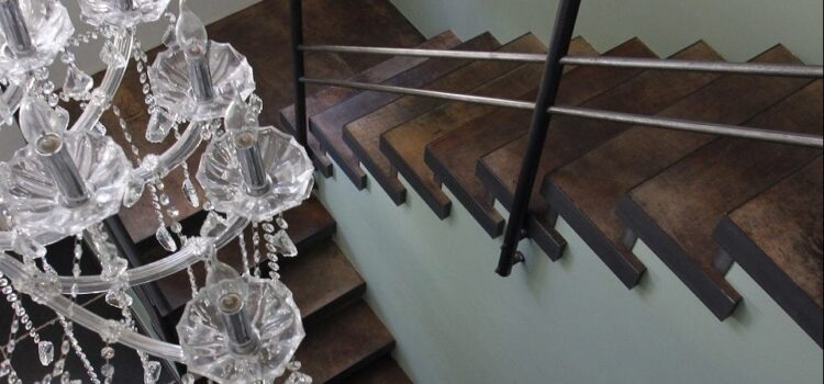 Eine Treppe aus verschiedenen Materialien: Einige Tipps