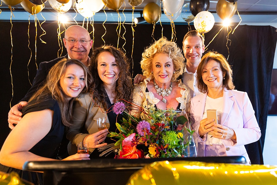 Feestelijke afTRAP jubileumjaar Upstairs