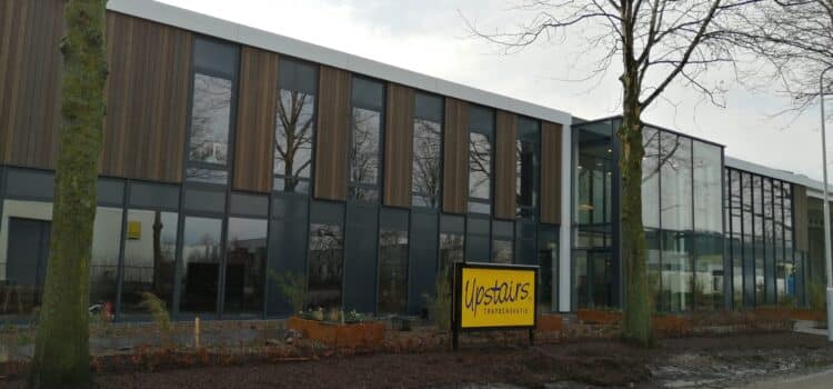 Nieuw pand Upstairs Traprenovatie in gebruik genomen