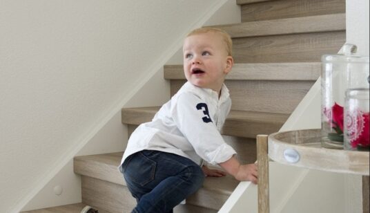 Veilige trap voor kinderen: 5 voorzorgsmaatregelen