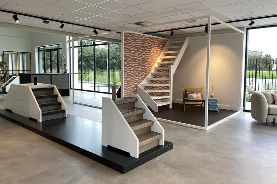 Upstairs tijdlijn