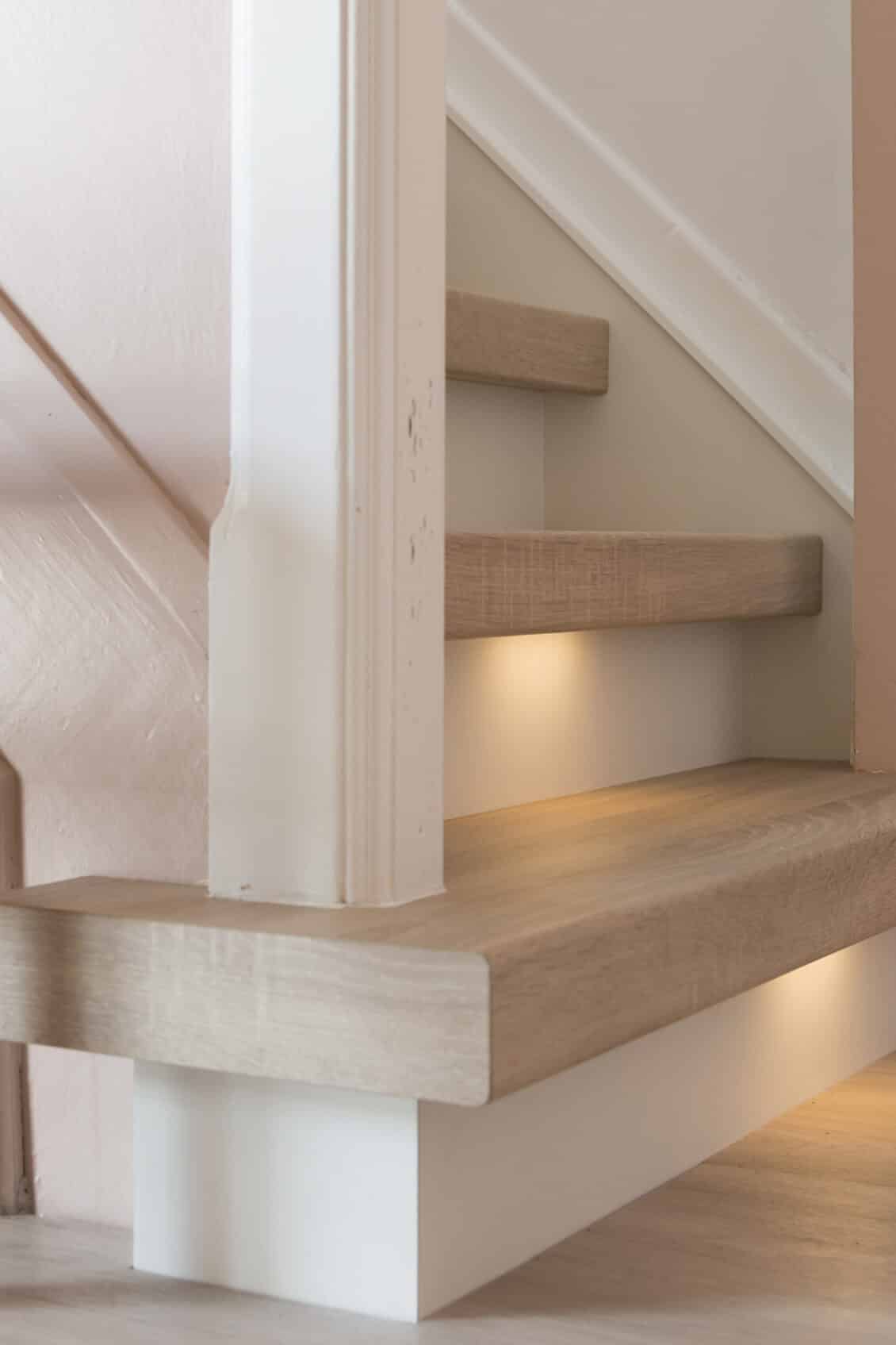 Prijs traprenovatie – Upstairs Traprenovatie
