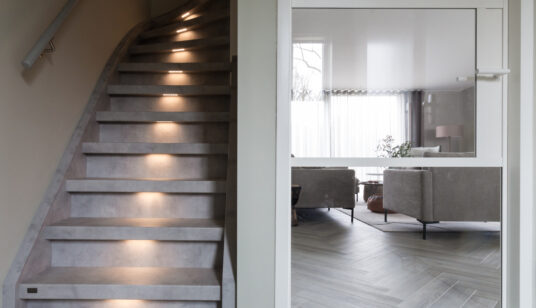 Is Upstairs duur? Het verschil tussen Upstairs en andere traprenovaties