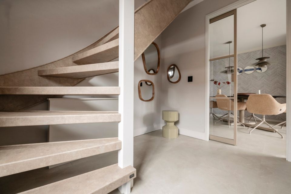 Nieuwbouwtrap en renovatie