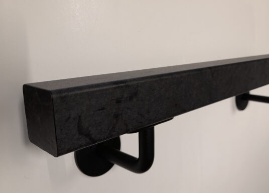 Trapleuningen en balustrades
