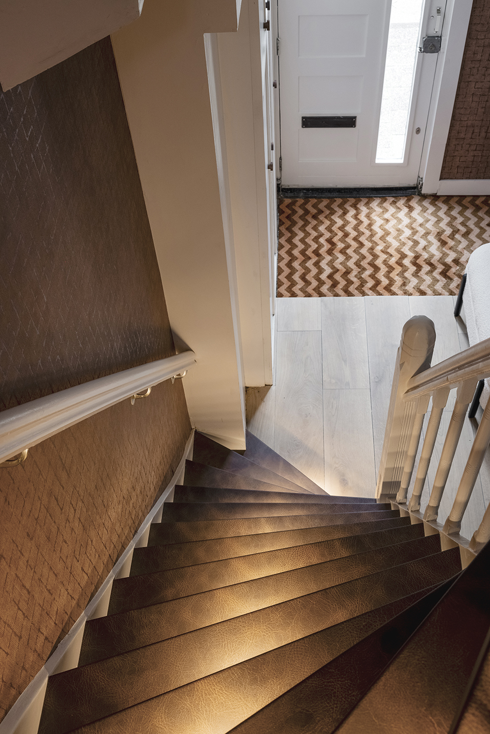 Leather Espresso - met verlichting