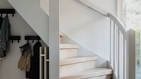 3 Belangrijke Redenen Om Je Trap Niet Te Schilderen 640X350jpg