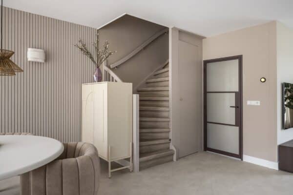 Traprenovatie Vtwonen San Diego Oak Vooraanzicht Woonkamer Liggend 600X400