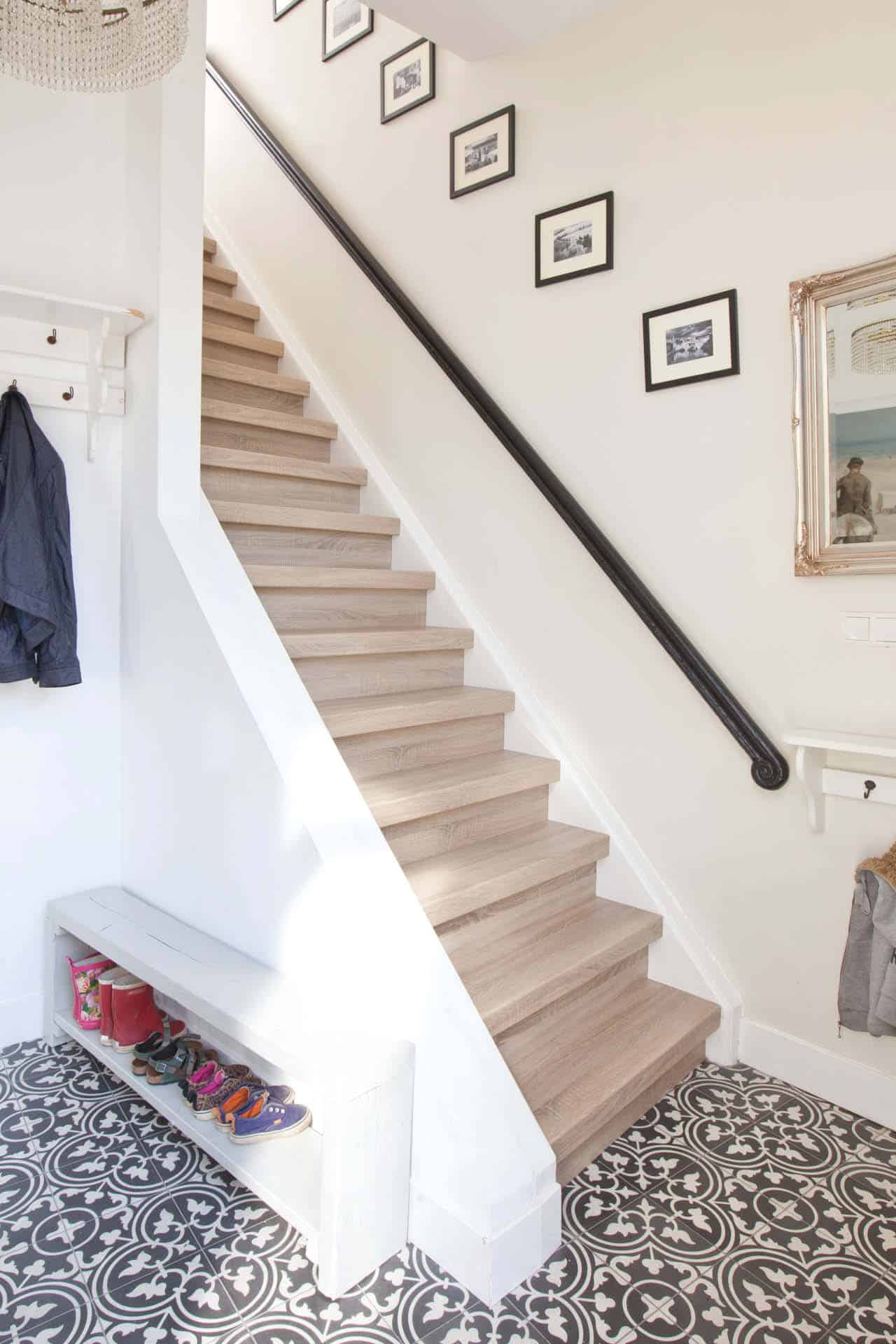 Dichte trap met San Diego Oak decor & stootborden