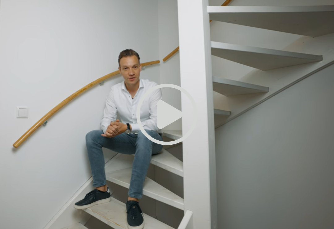 Video Kosten Upstairs