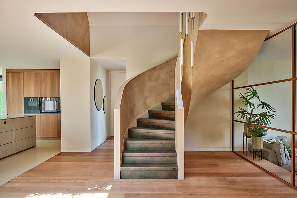 Dichte Trap Renoveren Headerfoto Mobiel