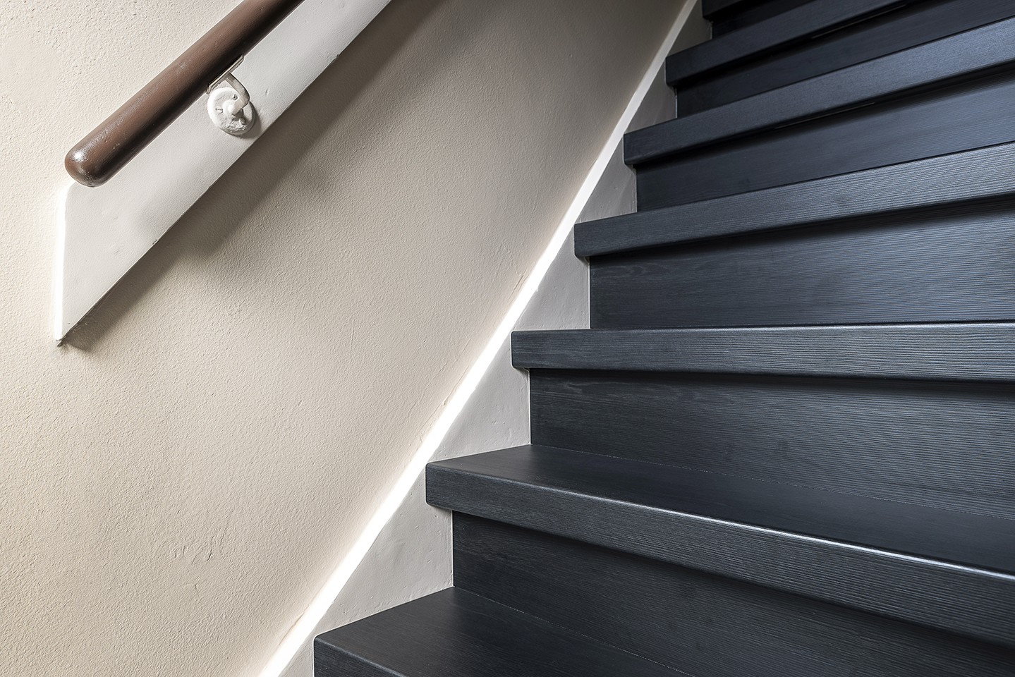 Traprenovatie Blackwood Smart Stairs Detail Trede Blackwood