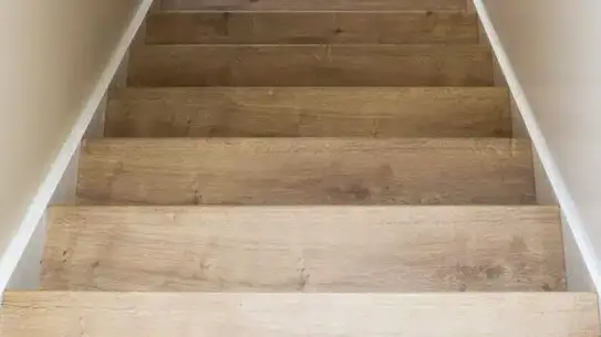 Een Houten Trap Behandelen 750X350jpg (1)