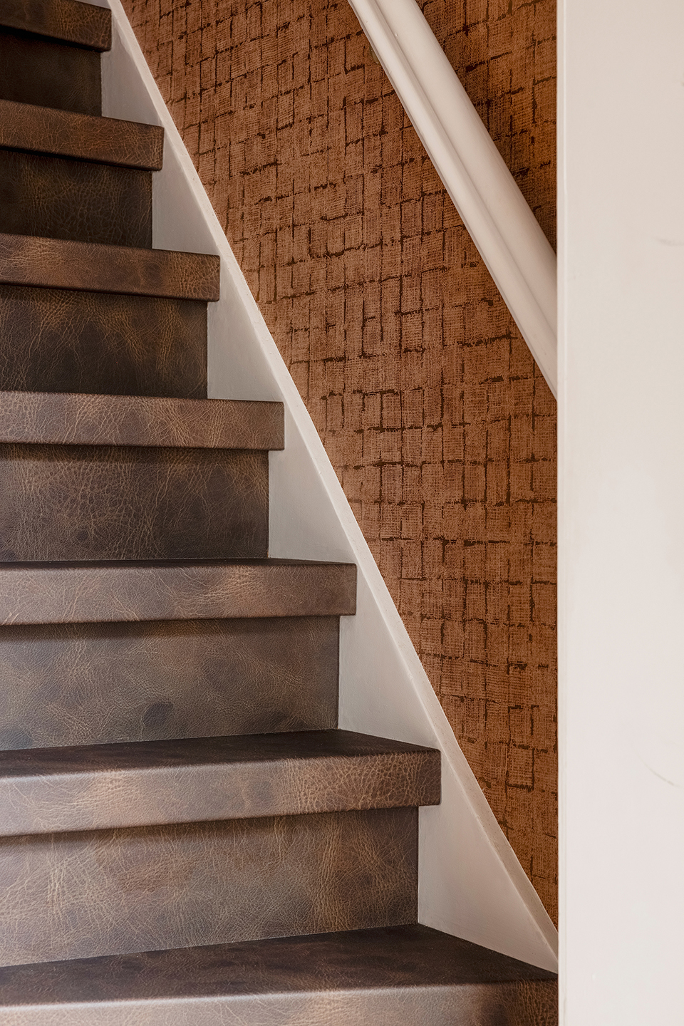 Vtwonen Traprenovatie Leather Espresso Bruin Leer Trap Dichtbij