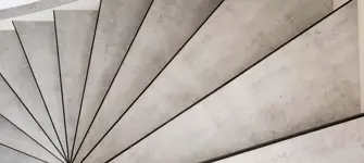 Upstairstraprenovatie Header Desktop Traponderdelen Dichte Trap Steeltwist Cloudycement Bovenaanzicht 2048X683.Jpg