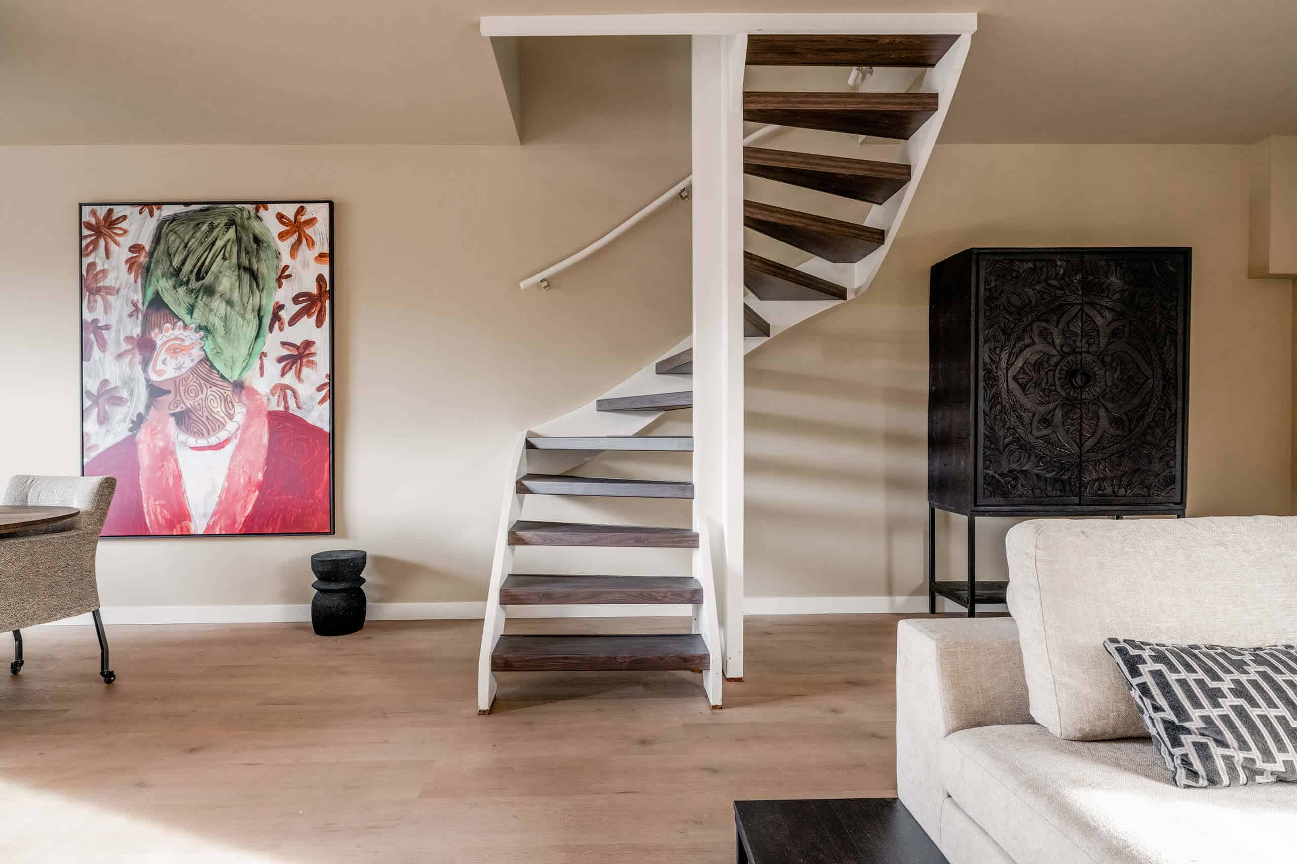 Dark walnut - open trap